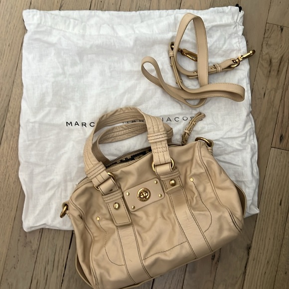 Marc Jacobs cream colored leather medium tote bag - Picture 2 of 5